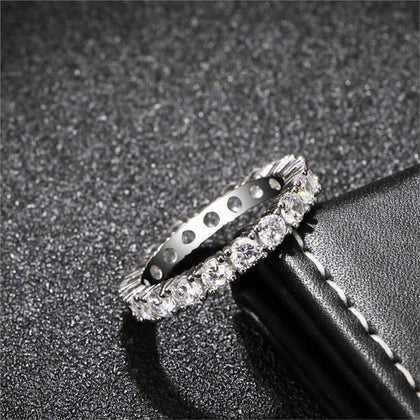 ZORINEN Dainty Ring