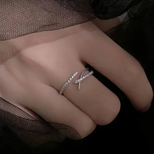 ZORINEN Celestea Ring
